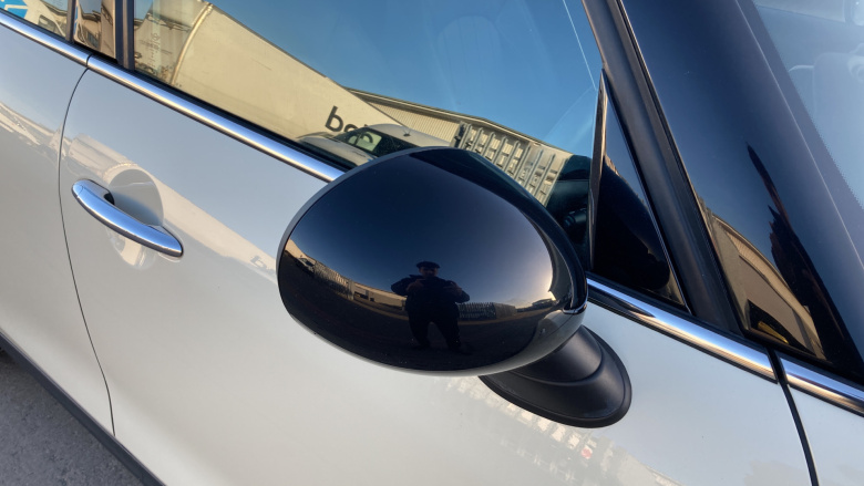 MINI Hatchback 2.0 Cooper S Exclusive II 5dr [Comfort/Nav Pack] Petrol Hatchback